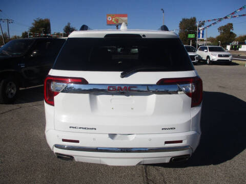 2020 GMC Acadia Denali