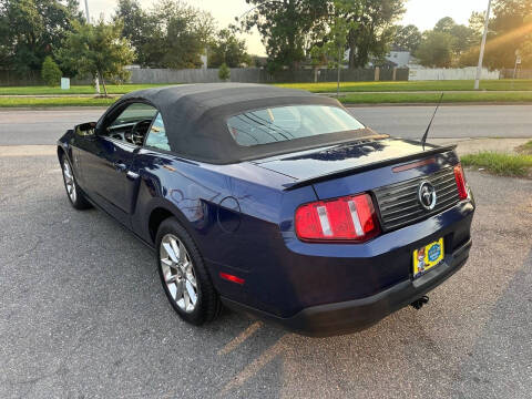 2010 Ford Mustang V6