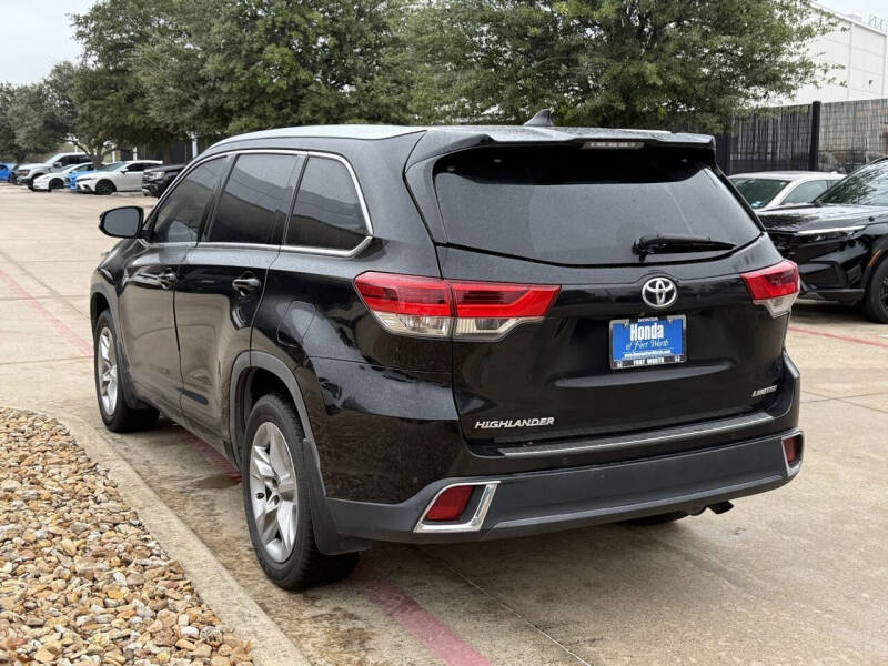 2017 Toyota Highlander Limited