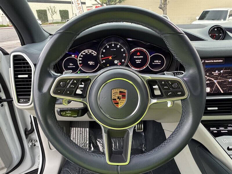 2023 Porsche Cayenne S Platinum Edition
