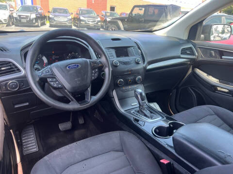 2016 Ford Edge SE