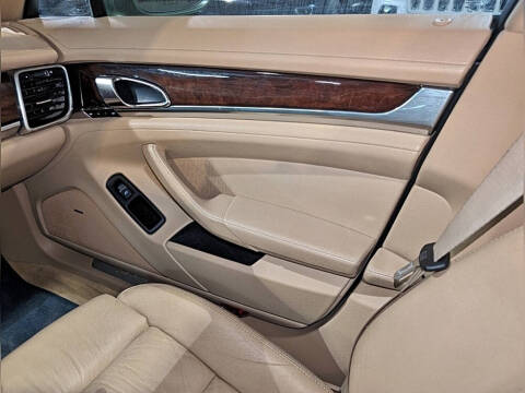 2011 Porsche Panamera