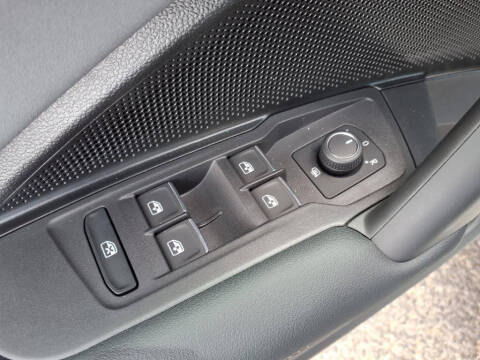 2025 Volkswagen Tiguan SE