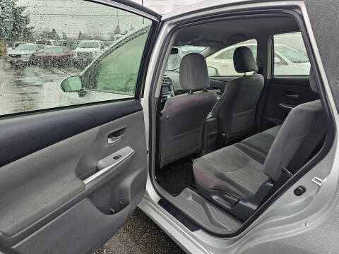 2012 Toyota Prius v Two