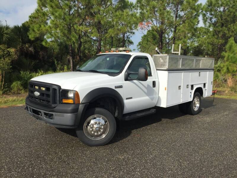 2007 Ford F-550 Super Duty for sale at VICTORY LANE AUTO SALES in Port Richey FL