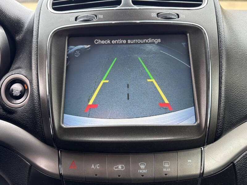 2020 Dodge Journey Crossroad