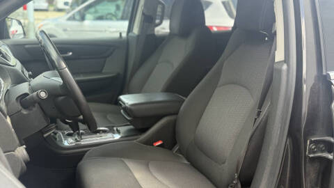 2017 Chevrolet Traverse LT