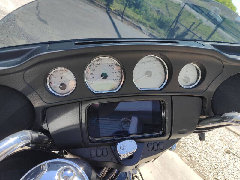 2023 Harley-Davidson Street Glide