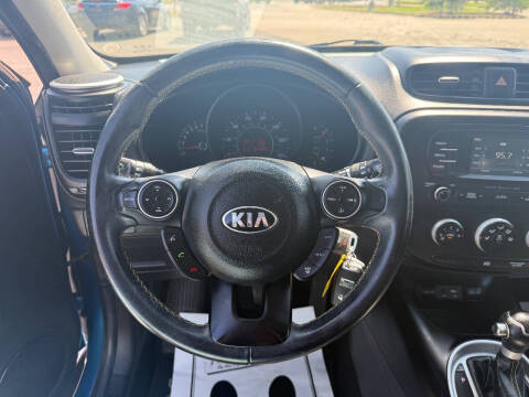 2016 Kia Soul +
