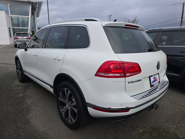 2017 Volkswagen Touareg V6 Wolfsburg