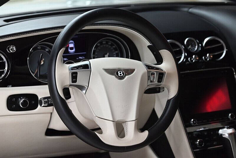 2013 Bentley Continental 29