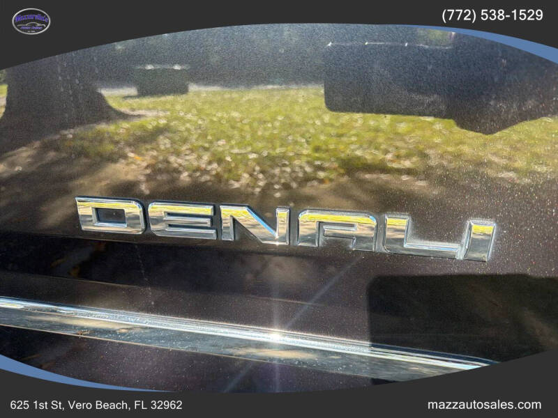 2017 GMC Yukon Denali