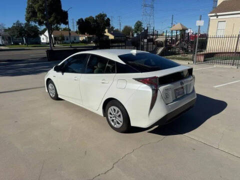 2016 Toyota Prius Two