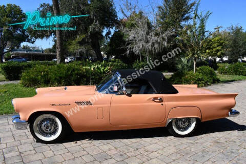 1957 Ford Thunderbird
