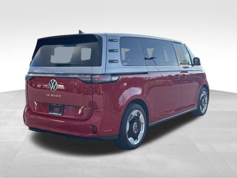 2025 Volkswagen ID. Buzz Pro S Plus 4Motion