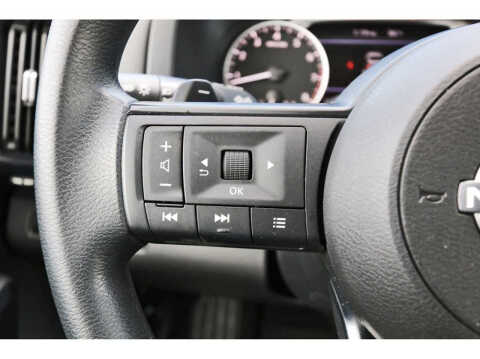 2025 Nissan Pathfinder S