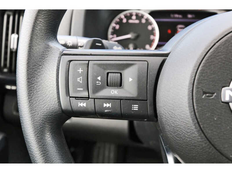 2025 Nissan Pathfinder S