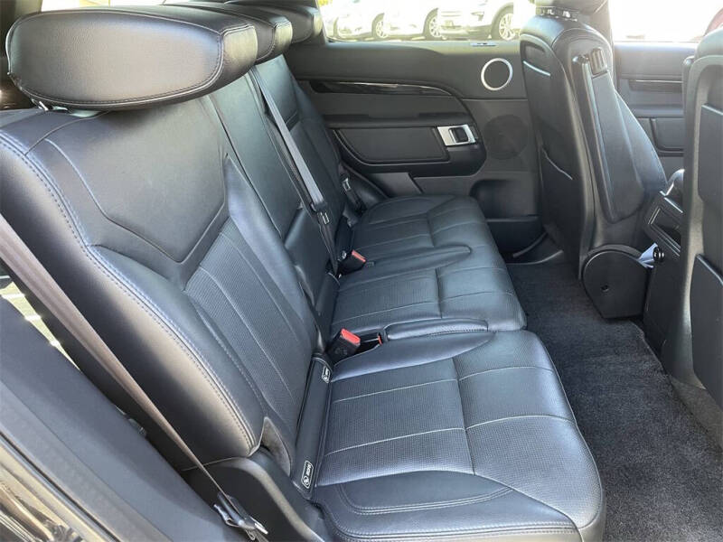 2019 Land Rover Discovery SE