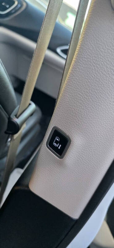 2020 Chrysler Pacifica Touring L