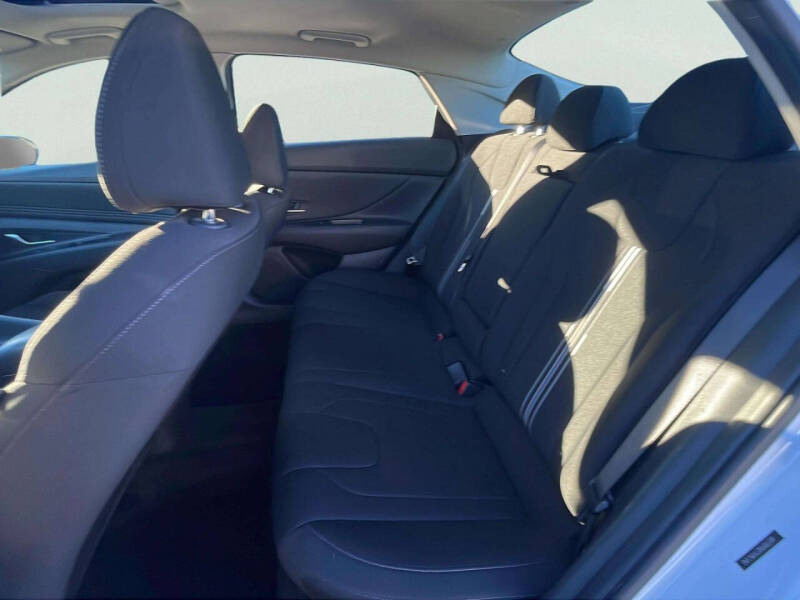 2022 Hyundai Elantra