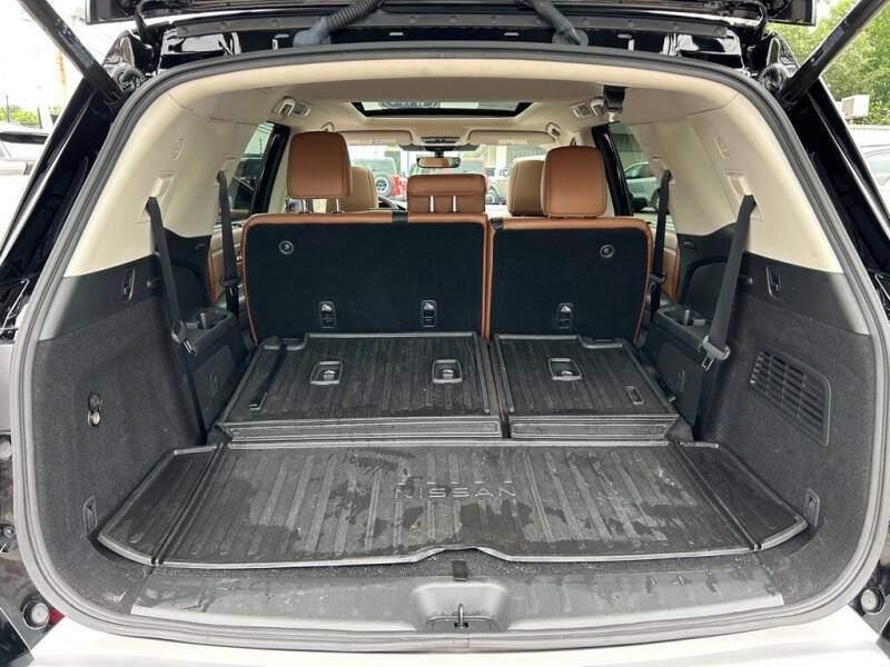 2024 Nissan Pathfinder Platinum