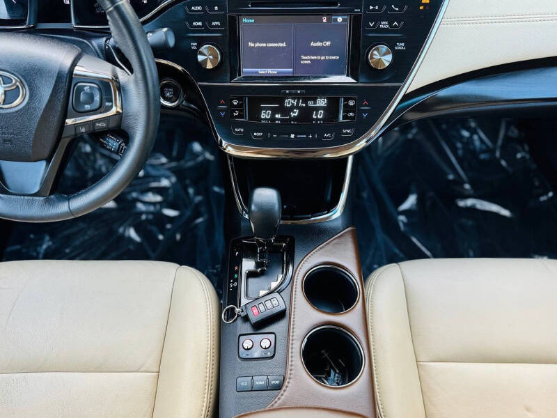 2018 Toyota Avalon XLE