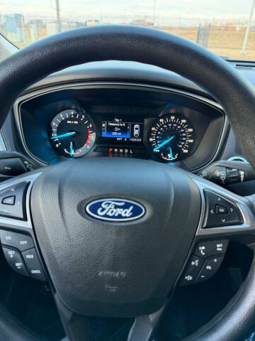 2018 Ford Fusion SE