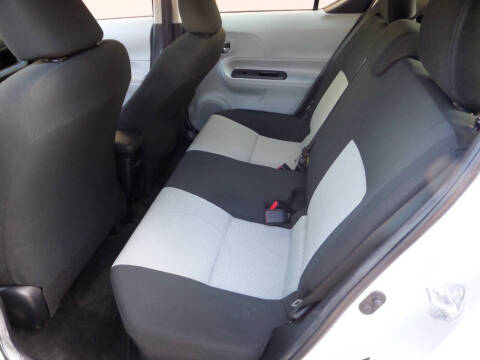 2013 Toyota Prius c One