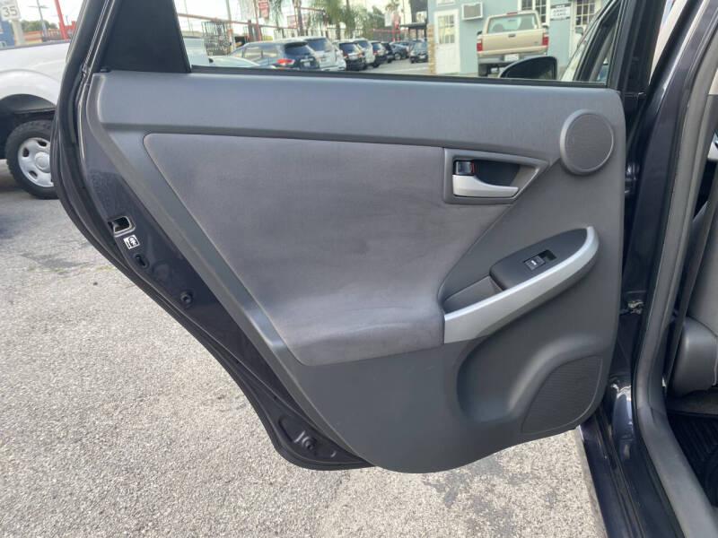 2011 Toyota Prius Three