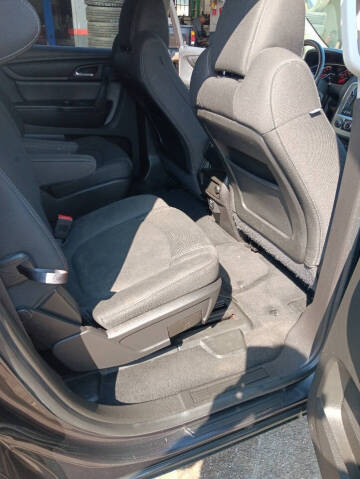2015 GMC Acadia SLE-2