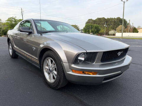 2009 Ford Mustang V6 Deluxe