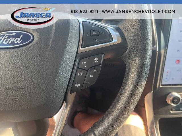 2024 Ford Edge Titanium