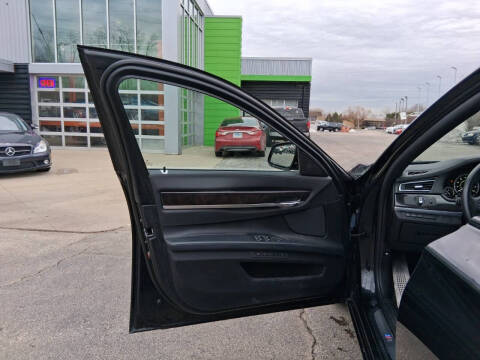 2012 BMW 7 Series 750Li xDrive