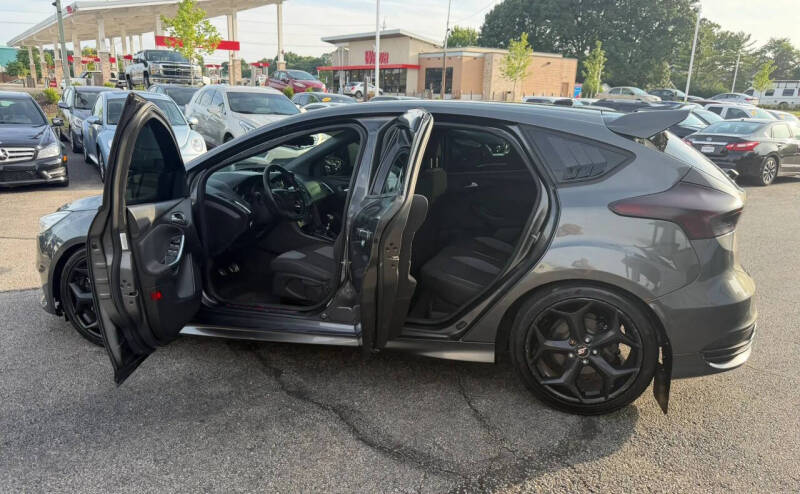 2018 Ford Focus ST