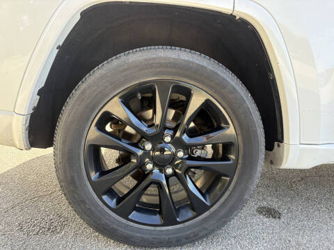 2019 Jeep Grand Cherokee Altitude