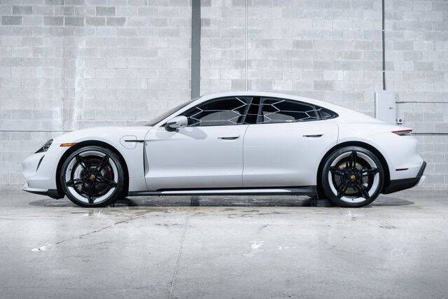 2021 Porsche Taycan Turbo