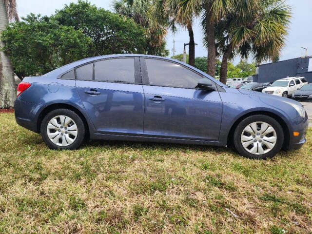 2014 Chevrolet Cruze for sale at Carisma Auto Dealer in Miramar, FL