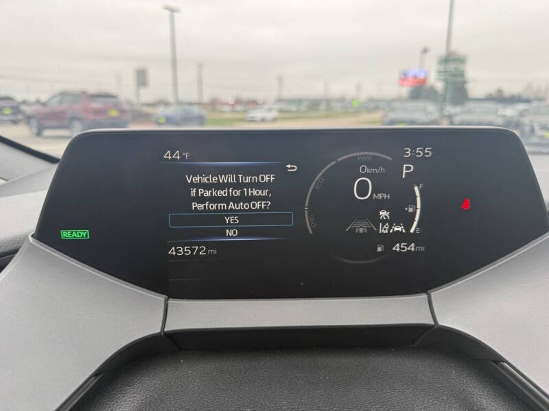 2024 Toyota Prius LE