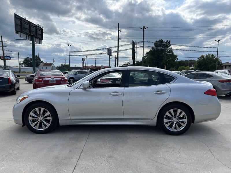 2013 Infiniti M37