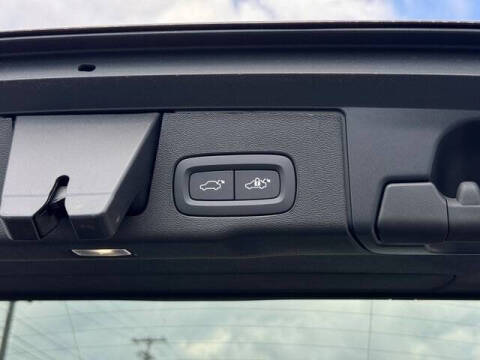 2026 Volvo XC60 T8 Ultra