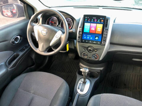 2015 Nissan Versa 1.6 S
