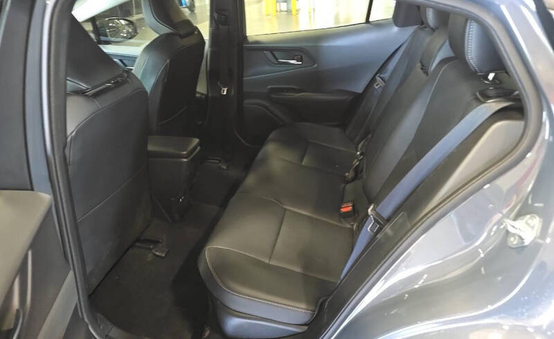 2025 Toyota Prius XLE