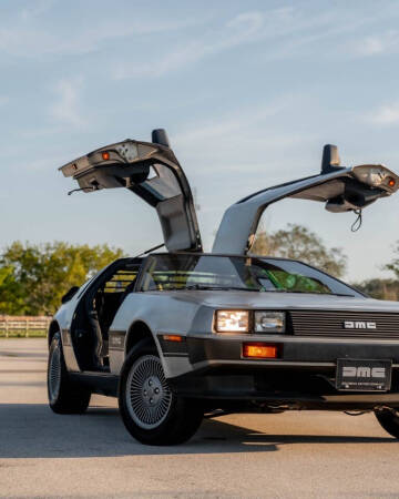 1981 DeLorean DMC-12