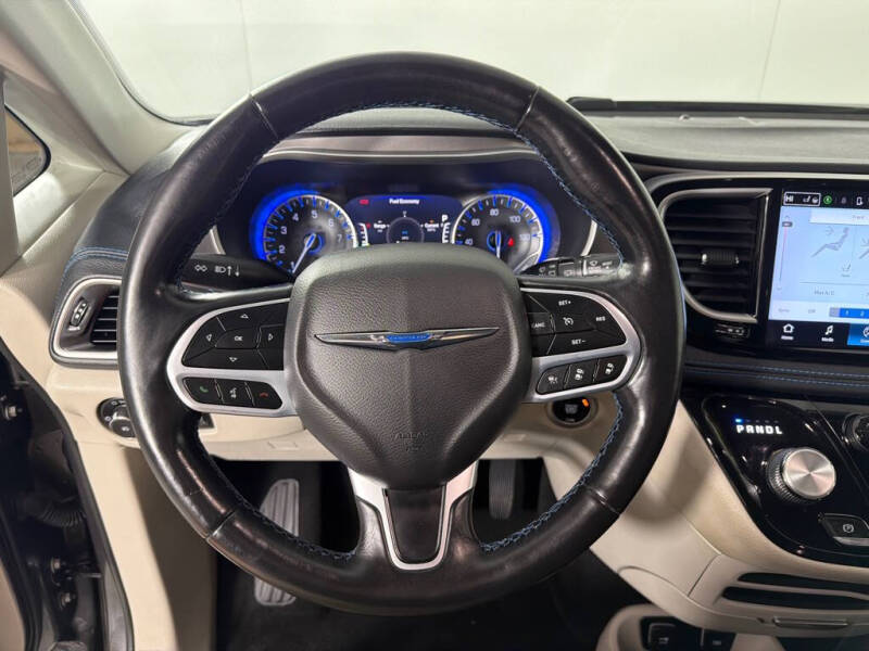 2021 Chrysler Pacifica Touring L