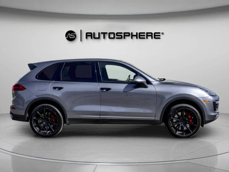 2016 Porsche Cayenne