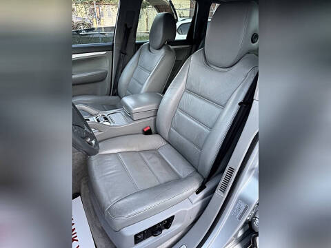 2004 Porsche Cayenne Turbo