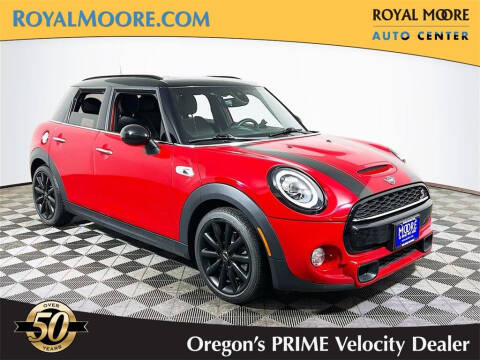 2019 MINI Hardtop 4 Door for sale at Royal Moore Custom Finance in Hillsboro OR