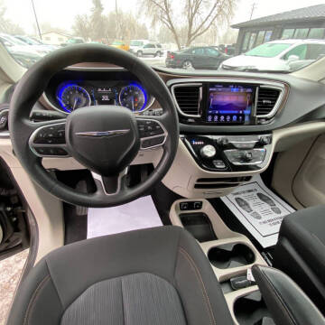 2017 Chrysler Pacifica Touring