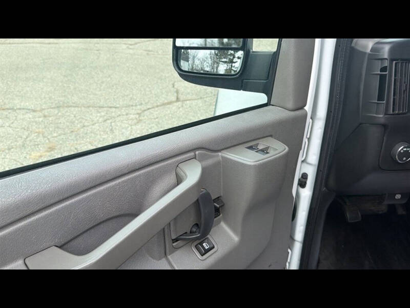 2019 Chevrolet Express 2500