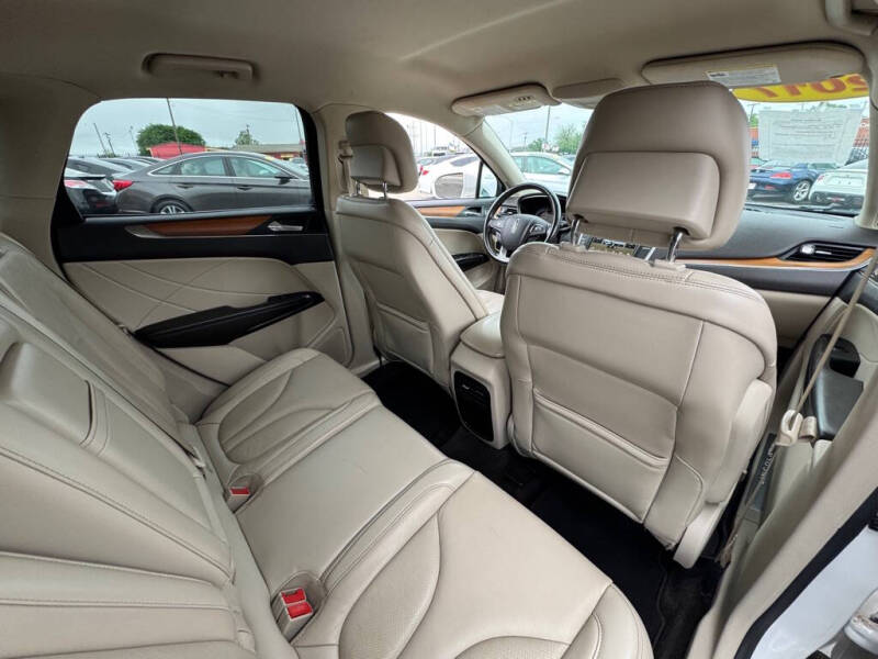 2017 Lincoln MKC Select